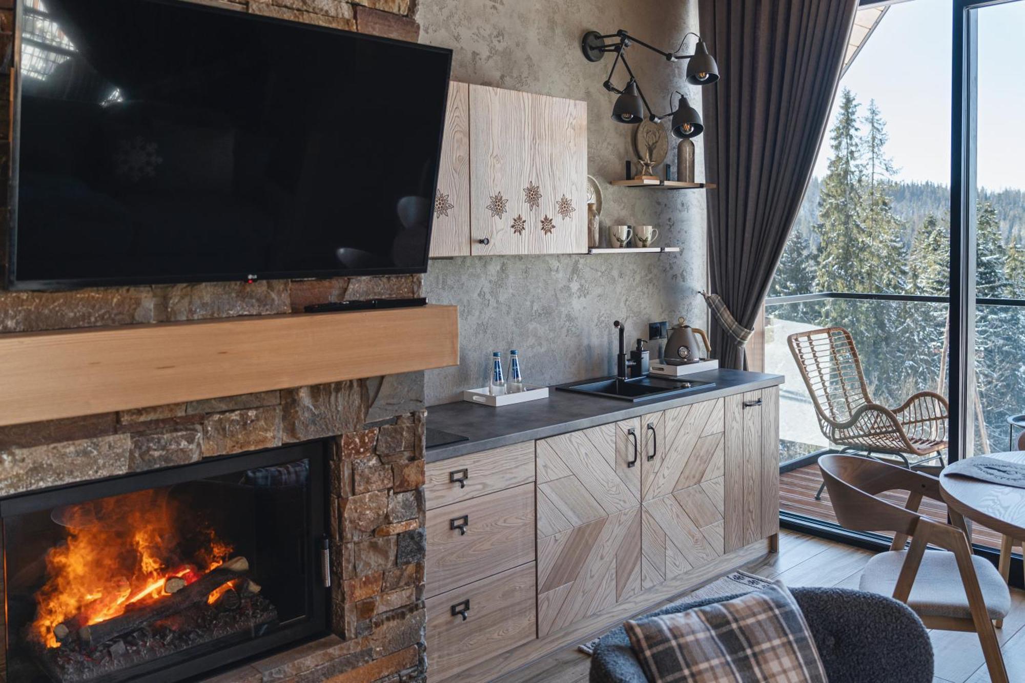 Pensjonat Orlik Mountain Resort&Spa บุโควินา ทัตซานสกา ภายนอก รูปภาพ